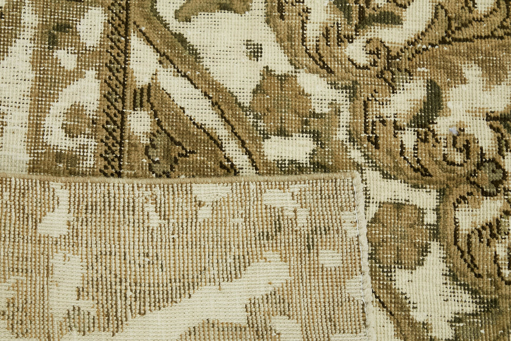 Aurora Vintage Persian Rug - 2.83 x 3.73