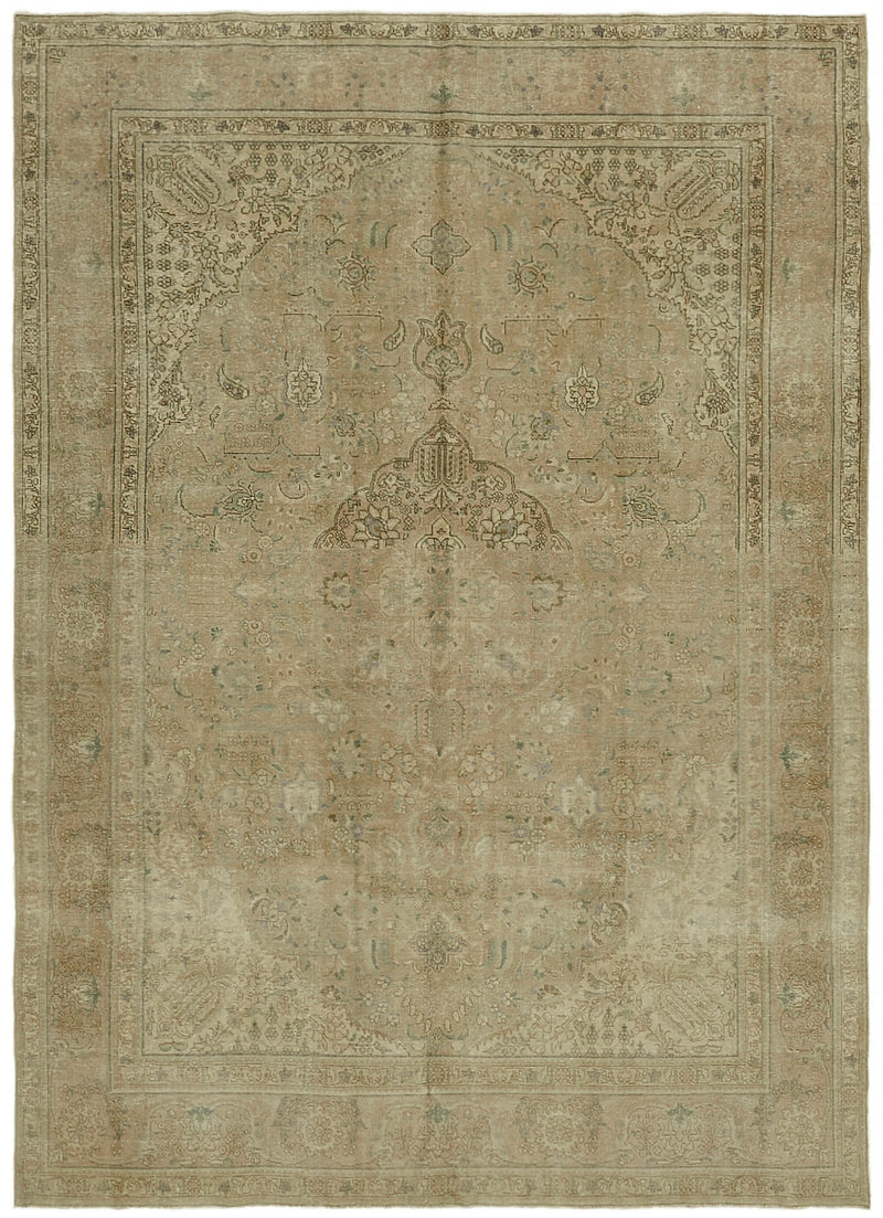 Aria Vintage Persian Rug - 2.52 x 3.45