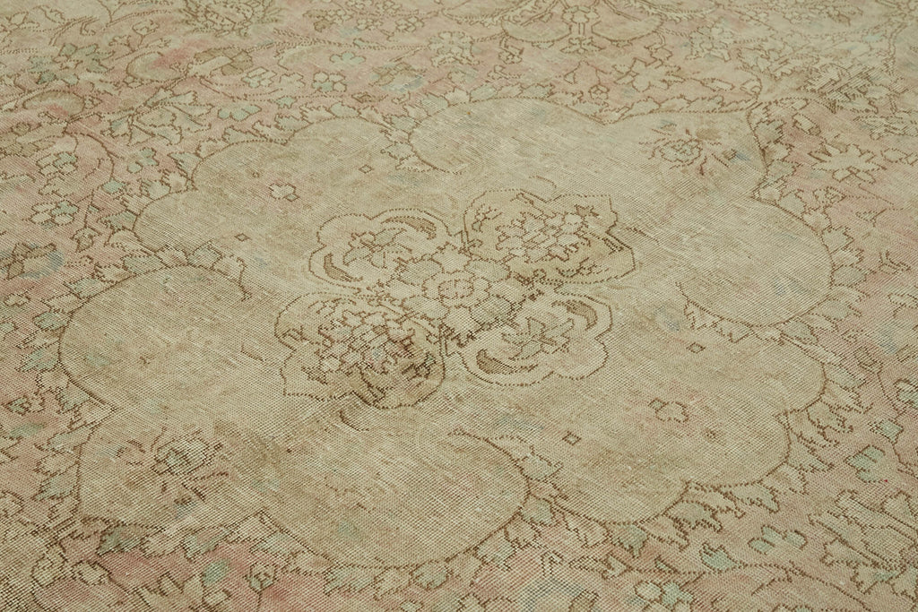 Aradil Vintage Persian Rug - 2.93 x 3.46