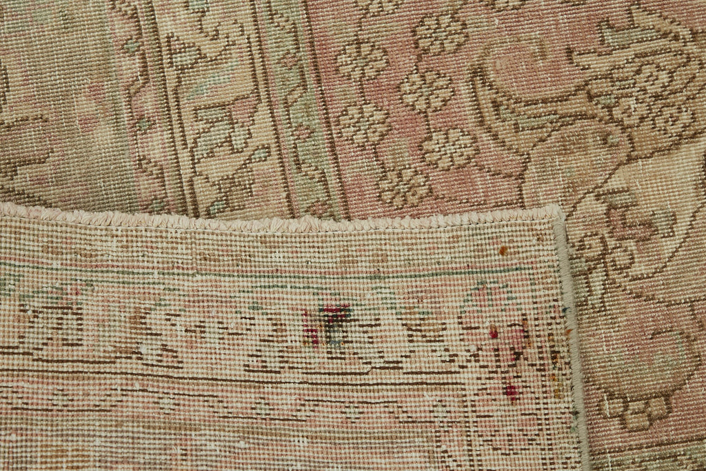 Aradil Vintage Persian Rug - 2.93 x 3.46