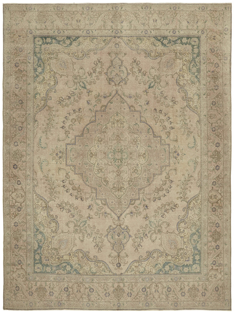 Luna Vintage Persian Rug - 2.99 x 3.92