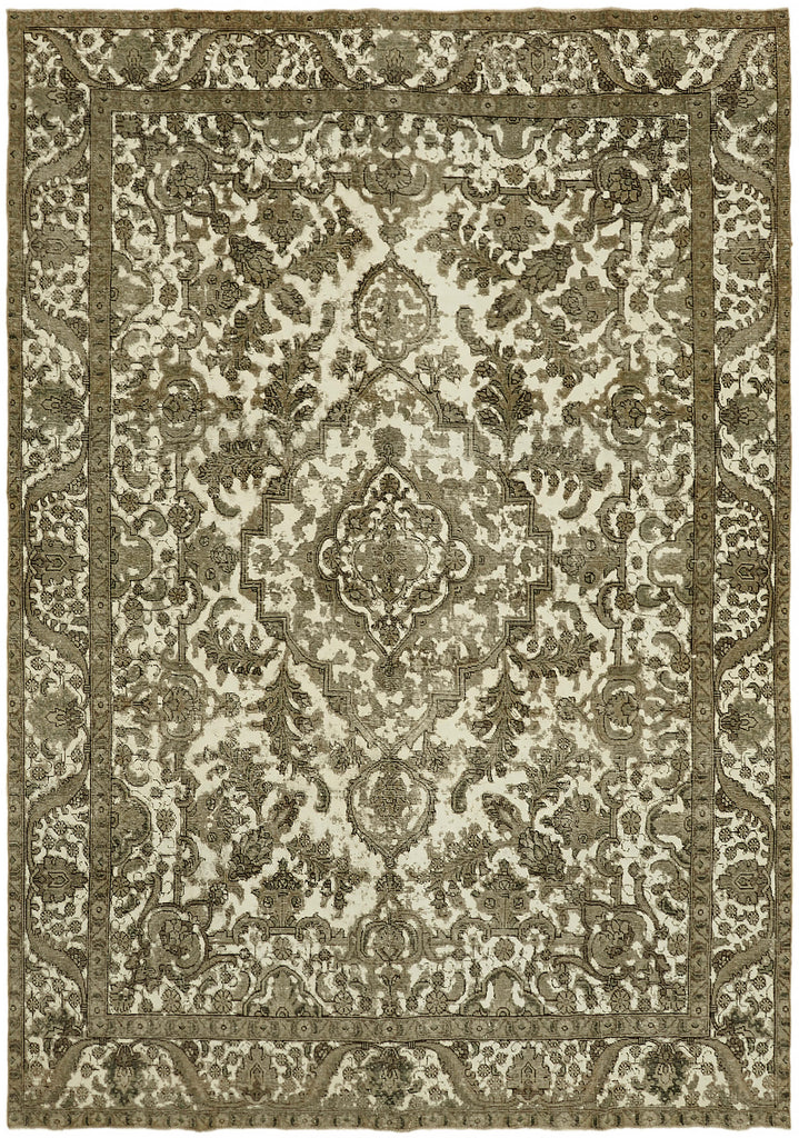 Aegis Vintage Persian Rug - 2.90 x 3.98