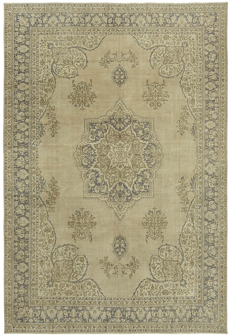 Solaris Vintage Persian Rug - 2.50 x 3.64