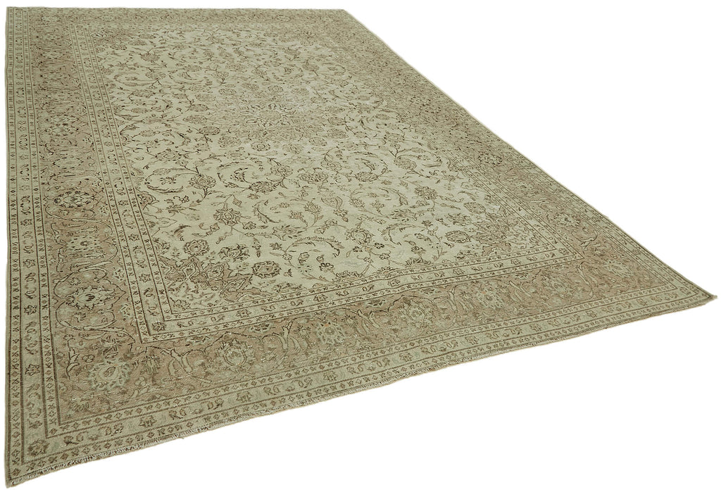 Lyric Vintage Persian Rug - 2.47 x 3.52 - SamaRugs