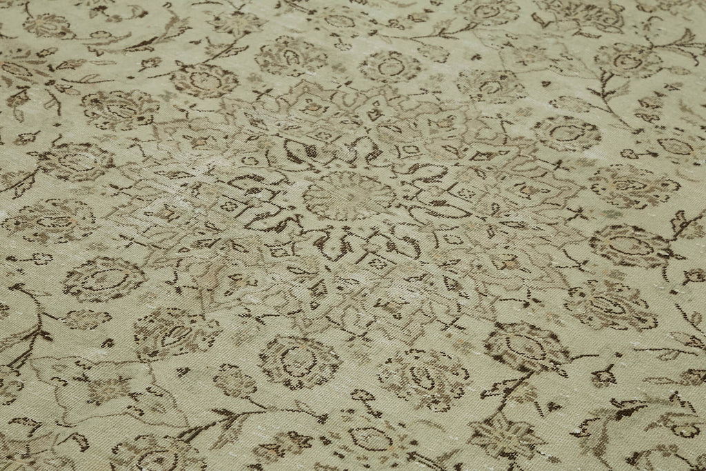 Lyric Vintage Persian Rug - 2.47 x 3.52 - SamaRugs