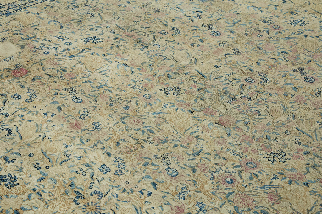 Solara Vintage Persian Rug - 3.00 x 3.86