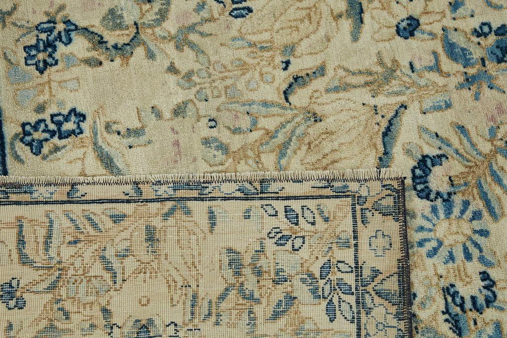 Solara Vintage Persian Rug - 3.00 x 3.86