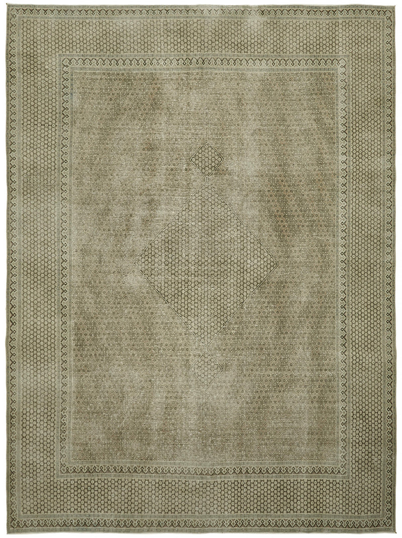 Solstice Vintage Persian Rug - 2.84 x 3.83