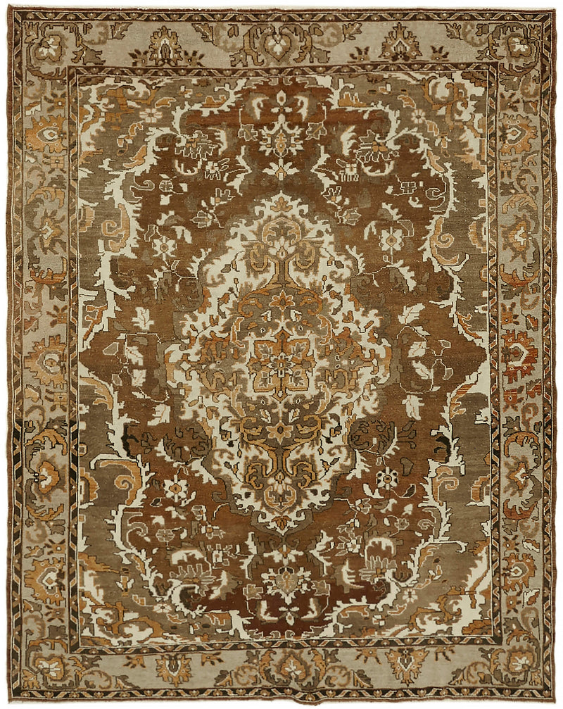 Astraea Vintage Persian Rug - 2.40 x 2.97 - SamaRugs
