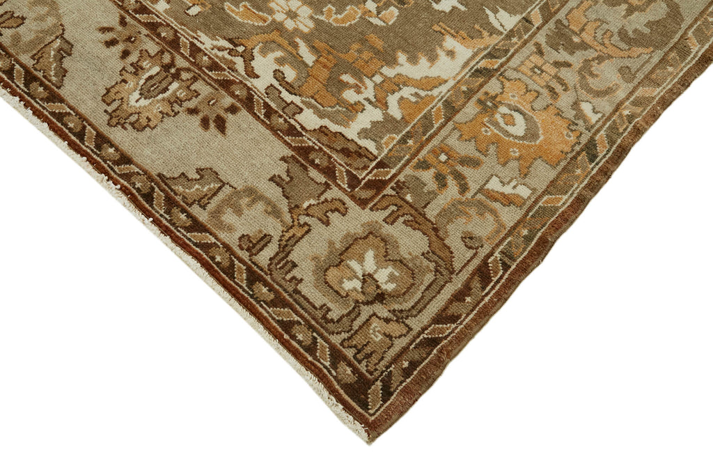 Astraea Vintage Persian Rug - 2.40 x 2.97 - SamaRugs