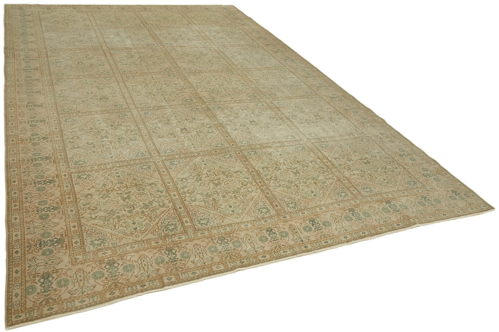 Eldoria Vintage Persian Rug - 2.64 x 3.90 - SamaRugs