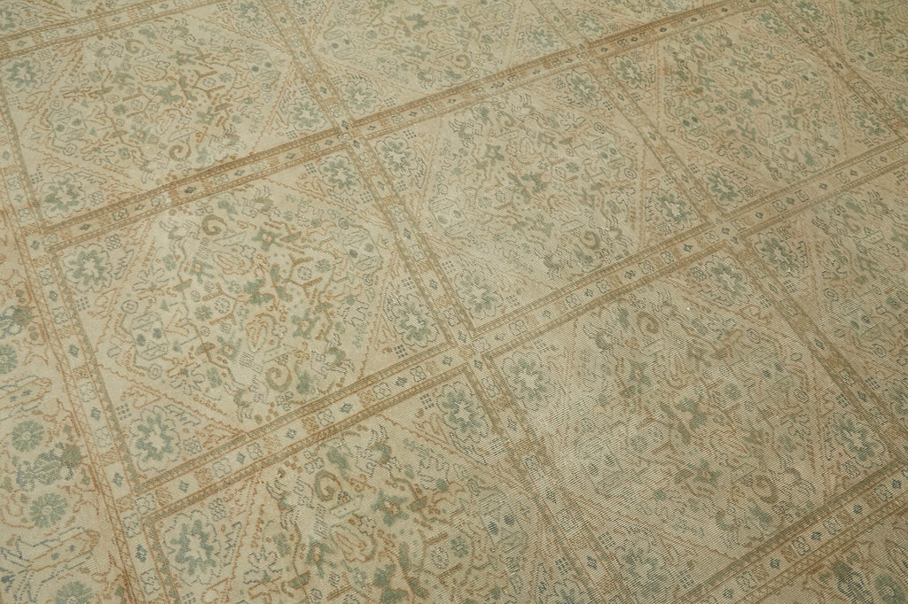 Eldoria Vintage Persian Rug - 2.64 x 3.90 - SamaRugs