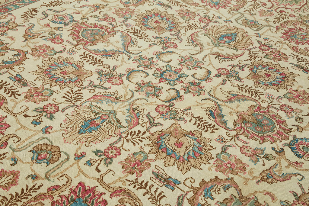 Elysian Vintage Persian Rug - 2.72 x 3.82 - SamaRugs